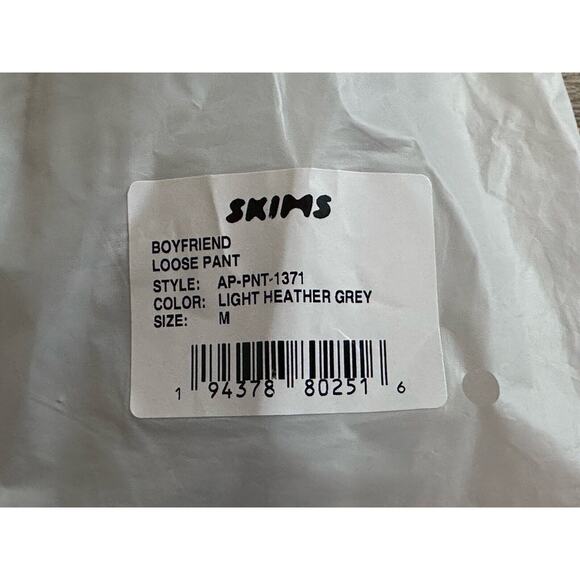 NWT Skims Boyfriend Loose Pant Women's Size M Light Heather Grey - Picture 3 of 3
